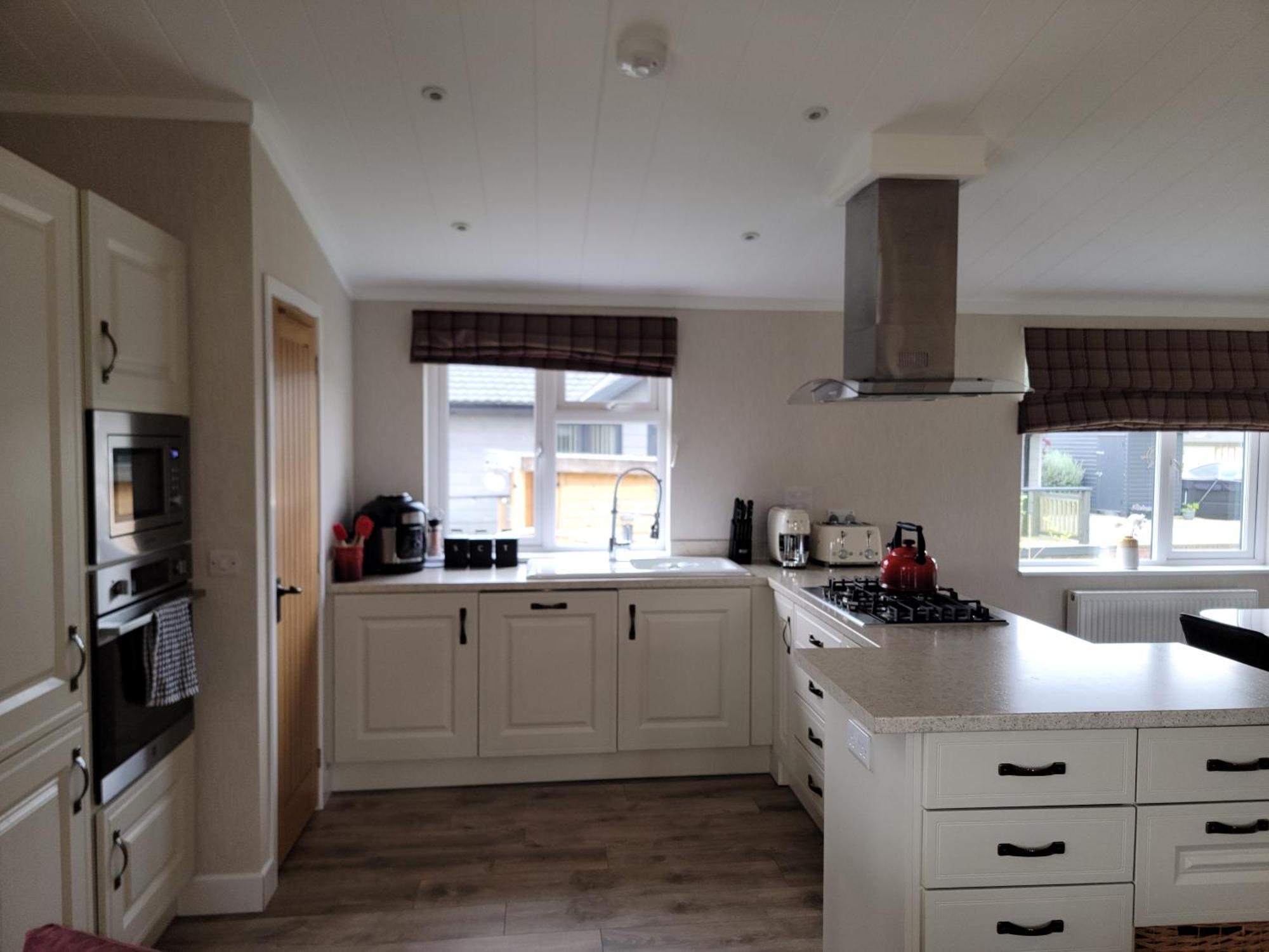 Holiday home Stunning Luxury 2-bed In Routh With Hot Tub Beverley