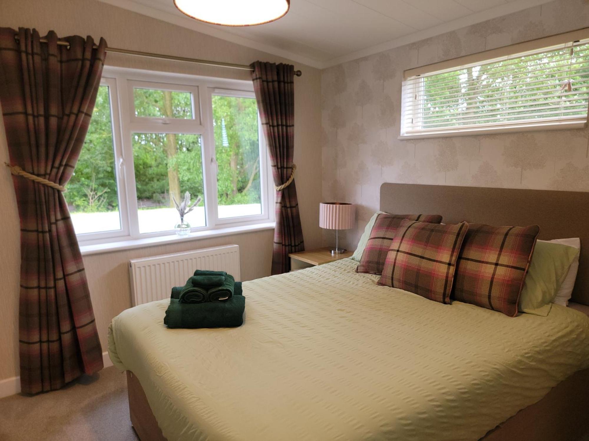 Holiday home Stunning Luxury 2-bed In Routh With Hot Tub *